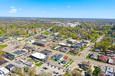 3425 West Elm Street Mchenry IL 60050