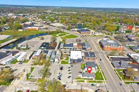 3425 West Elm Street Mchenry IL 60050