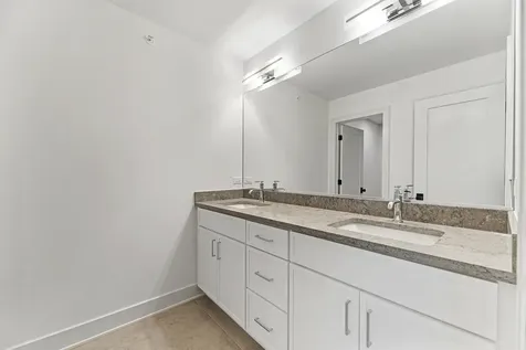 1672 Huntington Lane Highland Park IL 60035