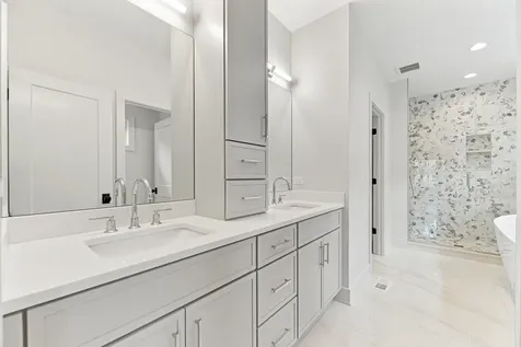 1672 Huntington Lane Highland Park IL 60035