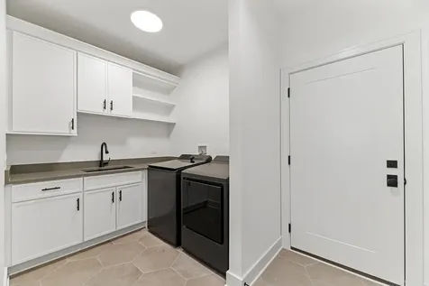 1672 Huntington Lane Highland Park IL 60035