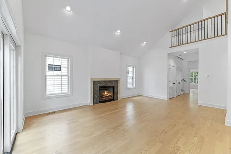 1672 Huntington Lane Highland Park IL 60035