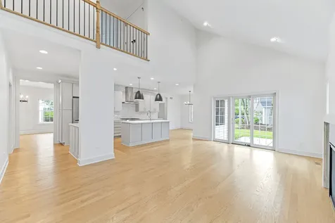 1672 Huntington Lane Highland Park IL 60035
