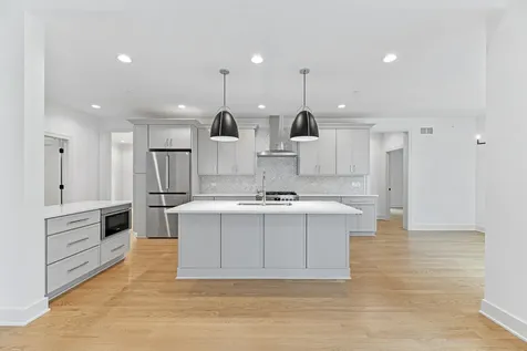 1672 Huntington Lane Highland Park IL 60035