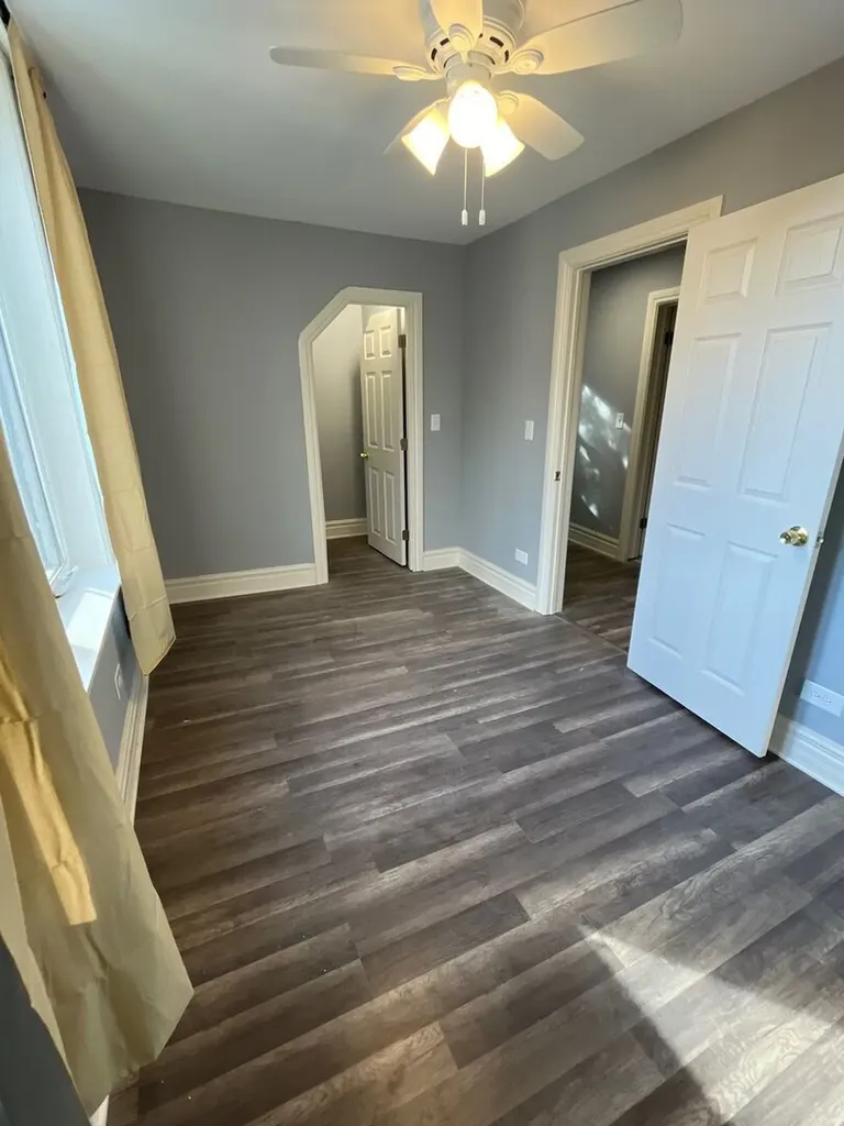 7438 South Champlain Avenue Chicago IL 60619