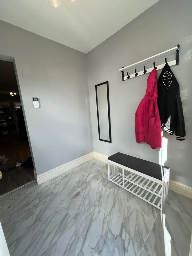 7438 South Champlain Avenue Chicago IL 60619