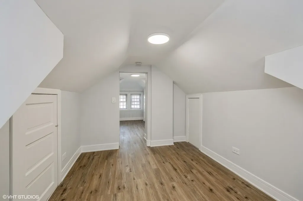 5348 South Merrimac Avenue Chicago IL 60638