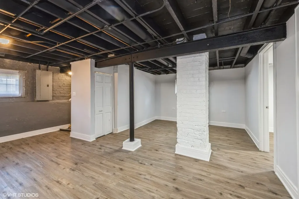 5348 South Merrimac Avenue Chicago IL 60638