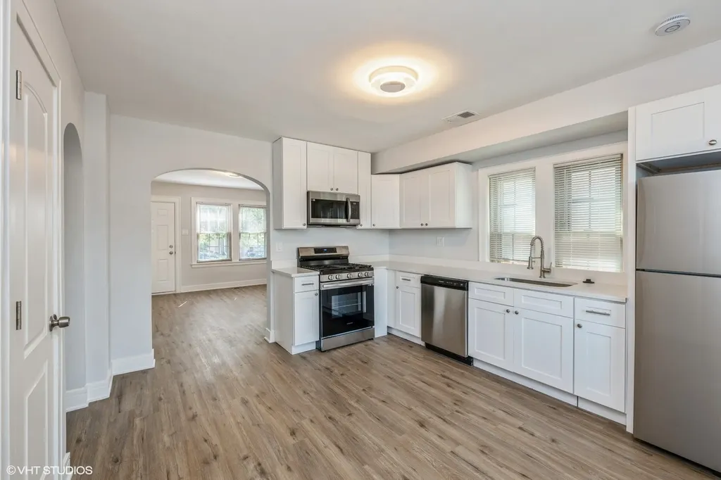 5348 South Merrimac Avenue Chicago IL 60638