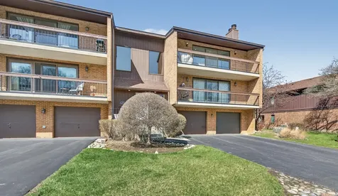 8150 Brookside Drive Palos Park IL 60464