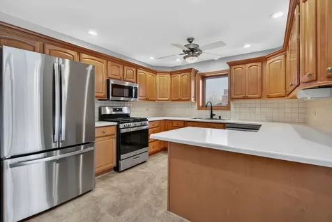 8150 Brookside Drive Palos Park IL 60464