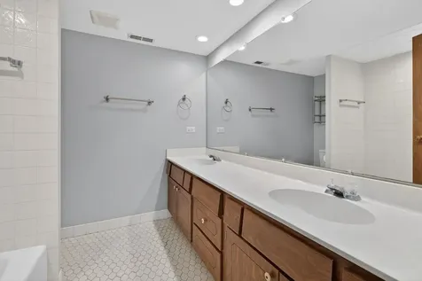 8150 Brookside Drive Palos Park IL 60464