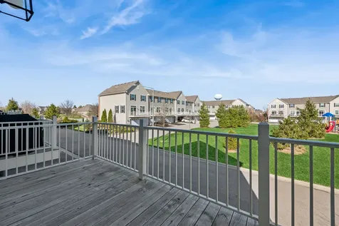 511 Cimmaron Circle Crystal Lake IL 60012