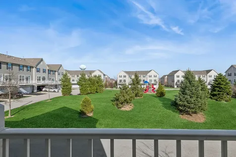 511 Cimmaron Circle Crystal Lake IL 60012