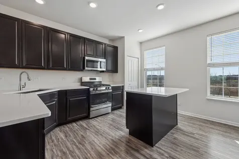 511 Cimmaron Circle Crystal Lake IL 60012