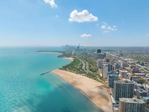 940 West Glenlake Avenue Chicago IL 60660