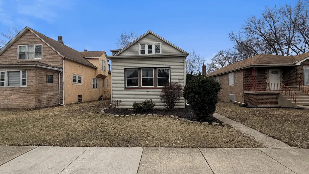 7704 South Ada Street Chicago IL 60620