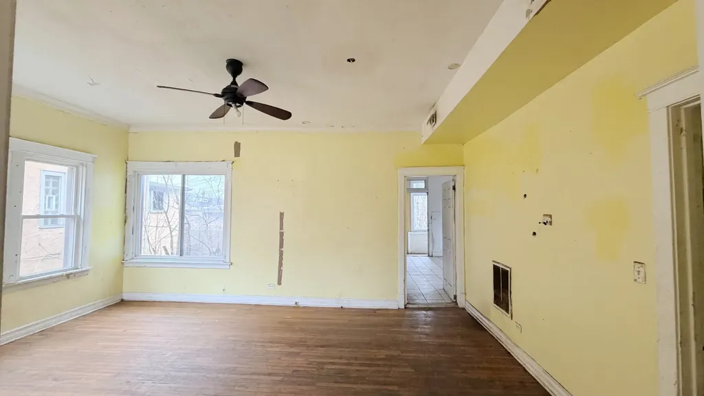 7704 South Ada Street Chicago IL 60620