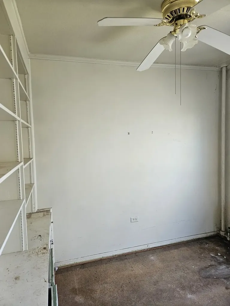 7859B South South Shore Drive Chicago IL 60649