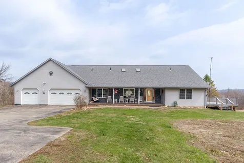 107 Lost Lane Savanna IL 61074