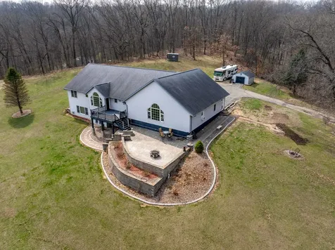 107 Lost Lane Savanna IL 61074