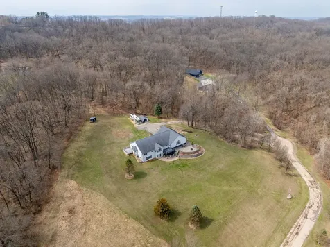 107 Lost Lane Savanna IL 61074