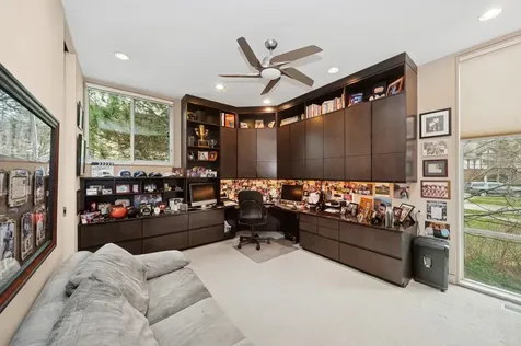 282 Linden Park Place Highland Park IL 60035