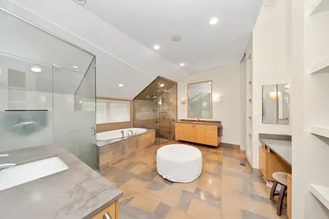 282 Linden Park Place Highland Park IL 60035