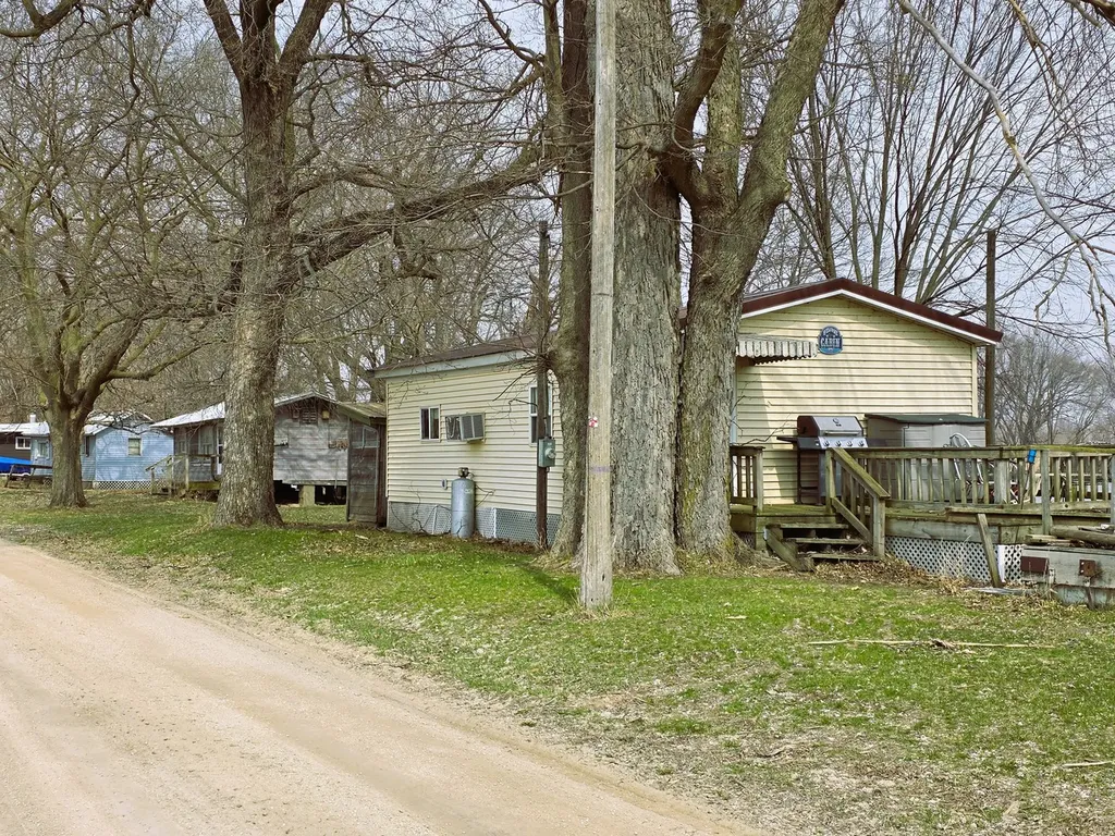 13420 Howard Road Prophetstown IL 61277
