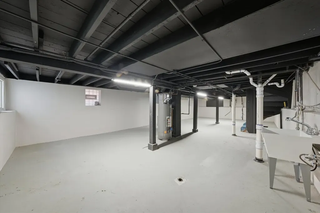 7047 South Winchester Avenue Chicago IL 60636