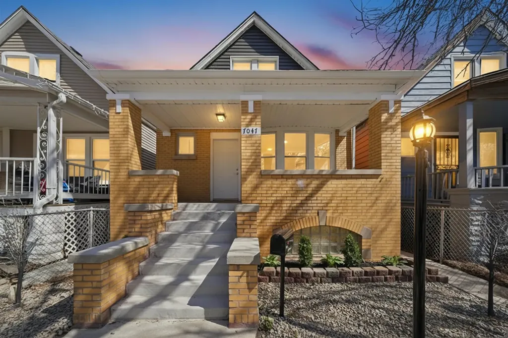 7047 South Winchester Avenue Chicago IL 60636