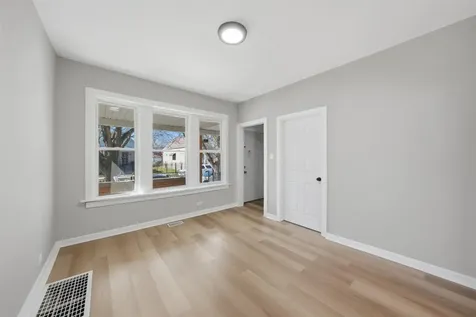 7047 South Winchester Avenue Chicago IL 60636