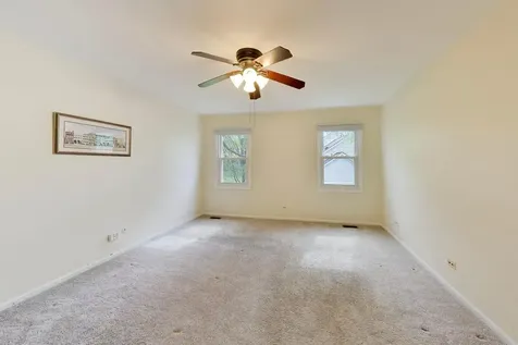 684 Regent Lane Prospect Heights IL 60070