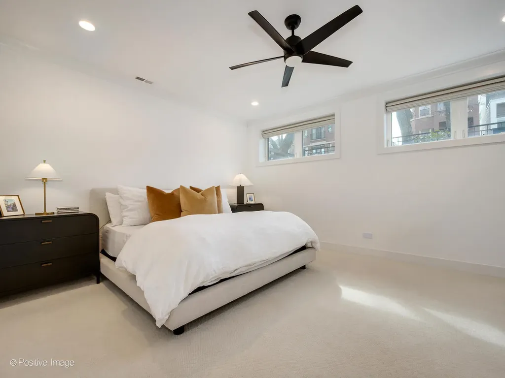 2044 West Rice Street Chicago IL 60622
