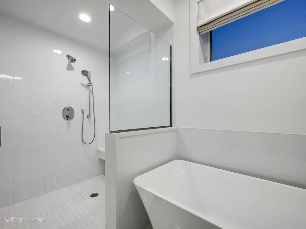 2044 West Rice Street Chicago IL 60622