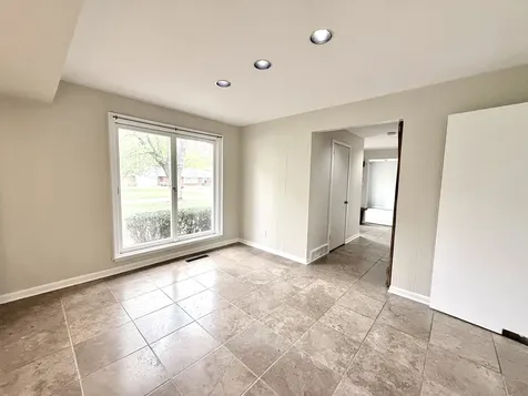 206 Julie Drive Kankakee IL 60901