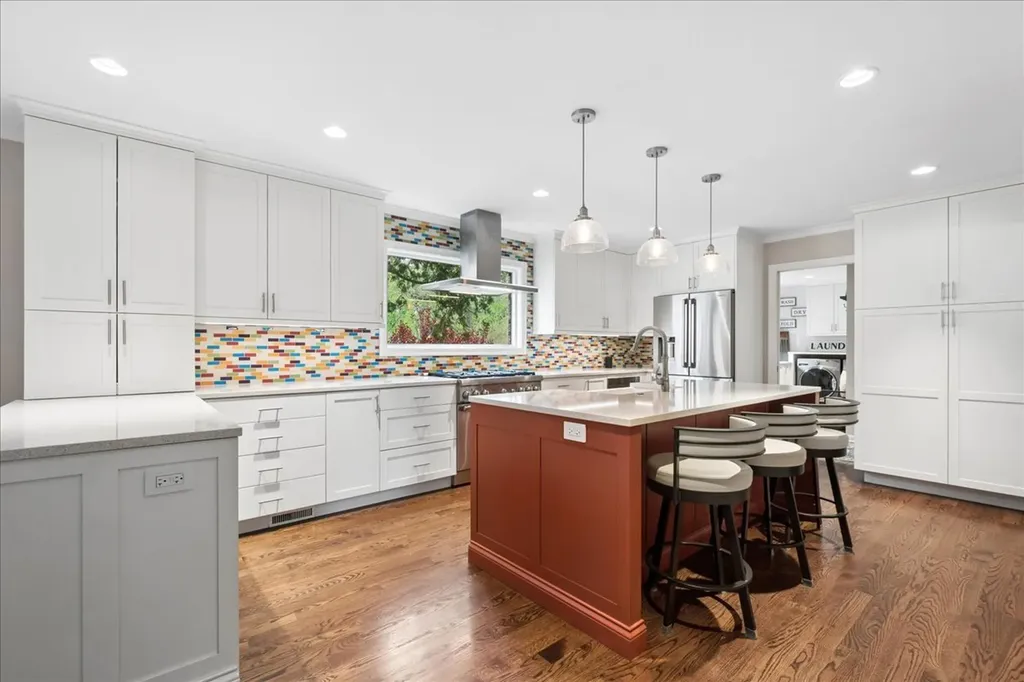 5255 Suffield Terrace Skokie IL 60077