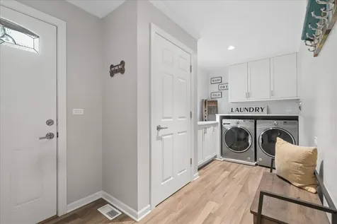 5255 Suffield Terrace Skokie IL 60077