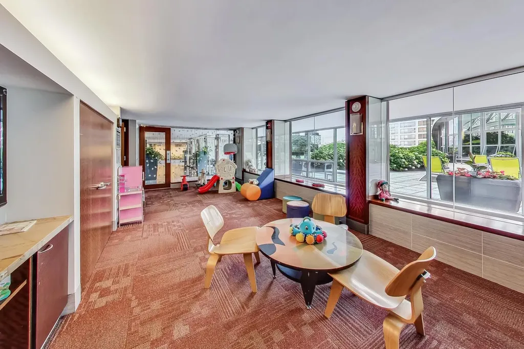 400 East Randolph Street Chicago IL 60601