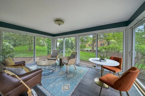 707 Gary Court Wheaton IL 60187