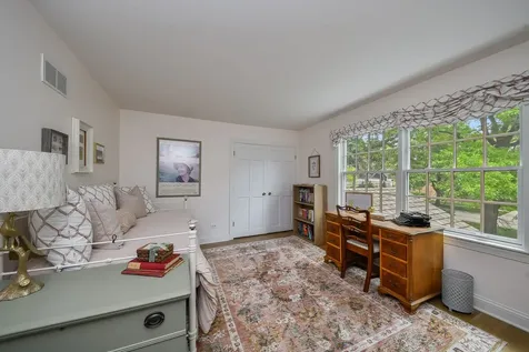 707 Gary Court Wheaton IL 60187