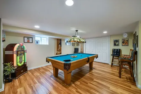 707 Gary Court Wheaton IL 60187