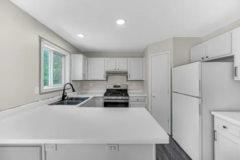7192 East 2nd Street Sun River Terrace IL 60964