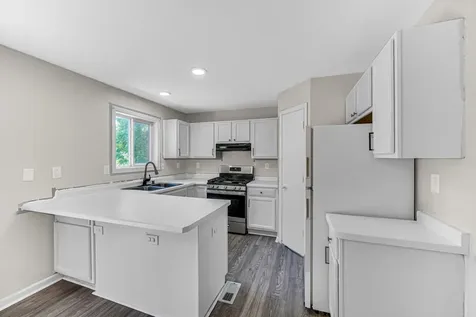 7192 East 2nd Street Sun River Terrace IL 60964