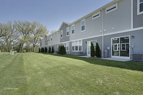 1163 White Oak Circle Crystal Lake IL 60012