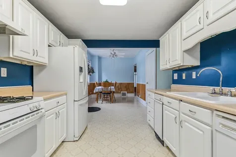 2112 32ND Street Rock Island IL 61201