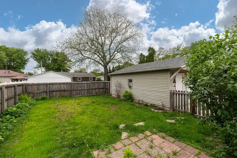 2112 32ND Street Rock Island IL 61201