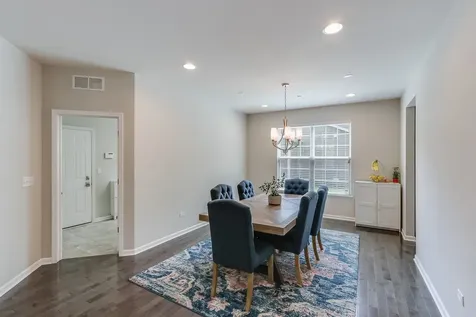 1612 Bur Oak Drive Hoffman Estates IL 60192