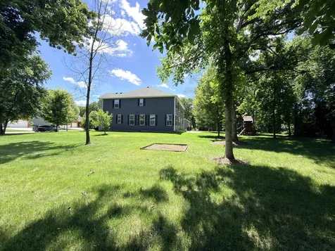 1612 Bur Oak Drive Hoffman Estates IL 60192
