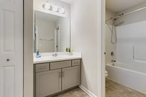 1612 Bur Oak Drive Hoffman Estates IL 60192